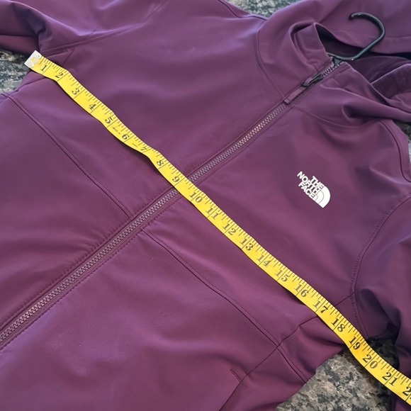 The North Face windwall Maroon Hooded Jacket NWT S - Picture 12 of 16
